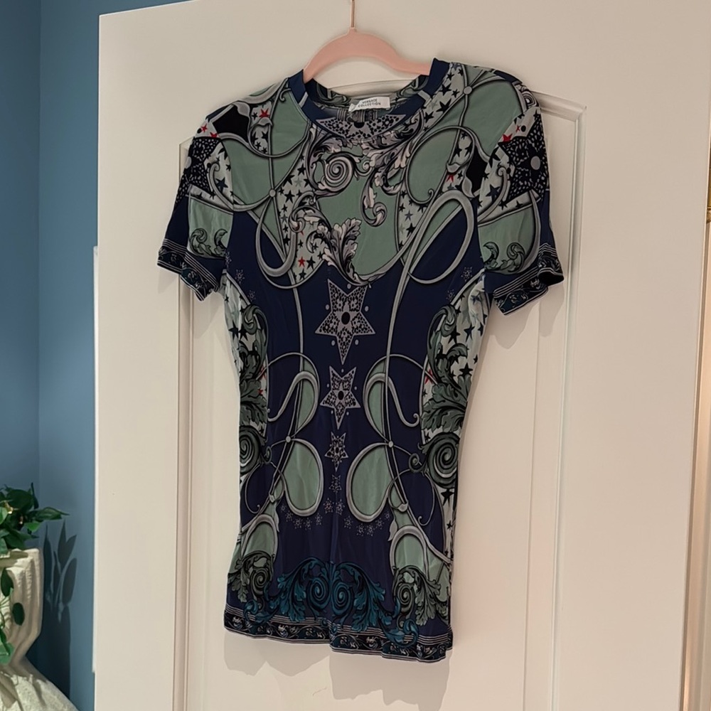 Versace collection Stylish Women's Top with Intricate Patterns